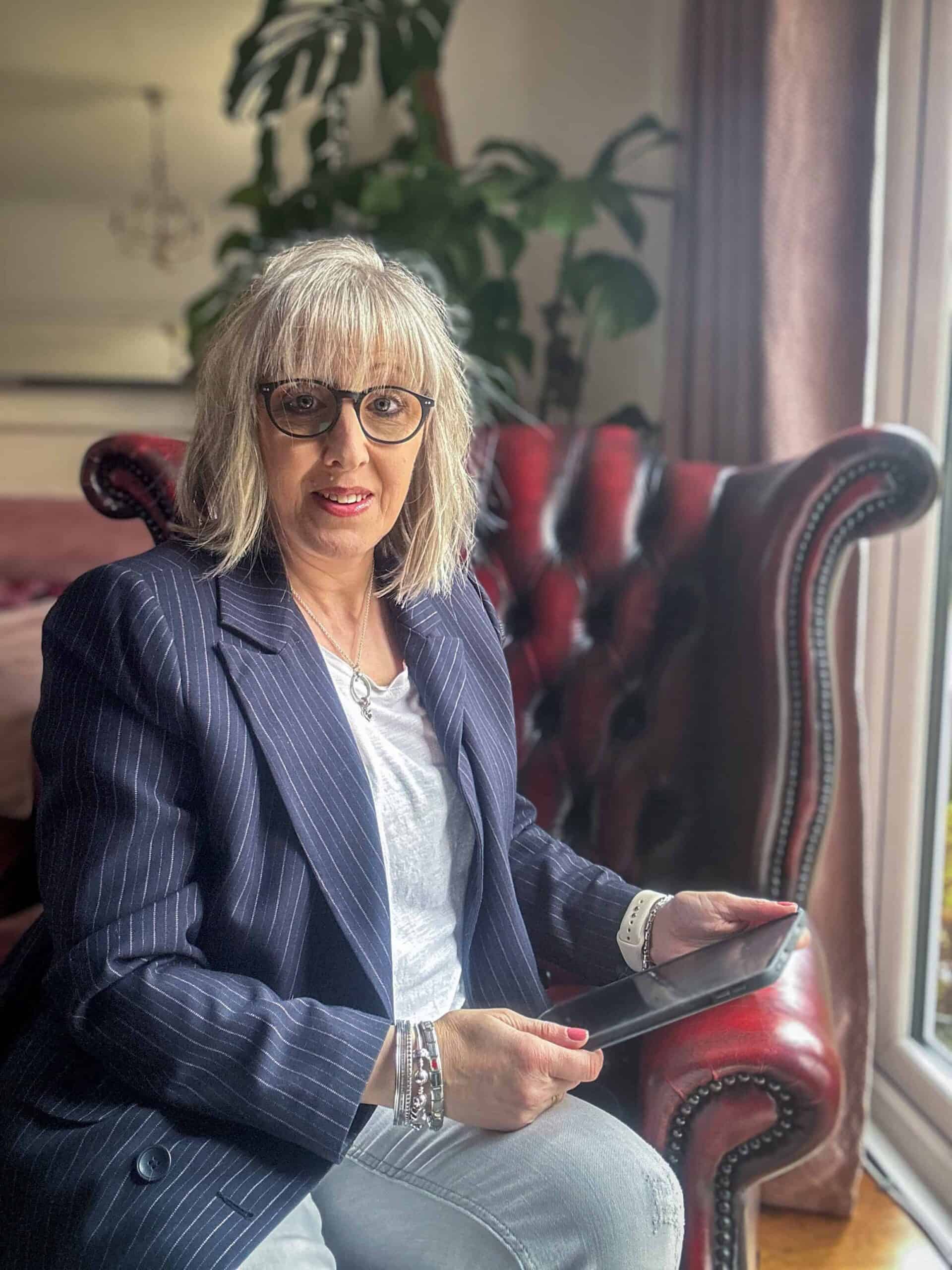 Photography business mentor helping photographers build passive income